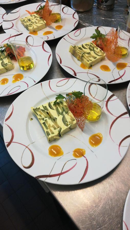Villandraut Logis Auberge La Cremaillere מראה חיצוני תמונה